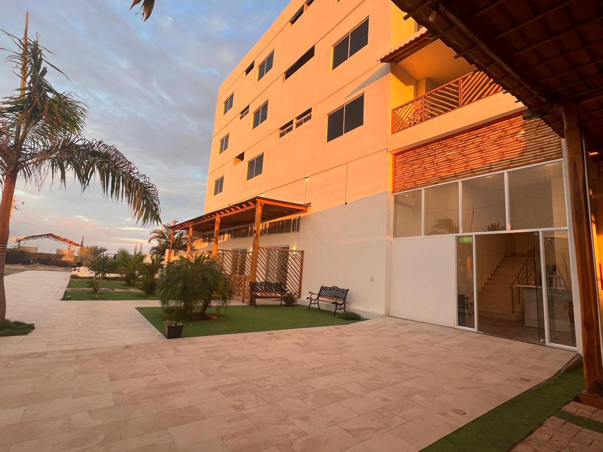 Ohana Beach Hotel Плайяс Экстерьер фото