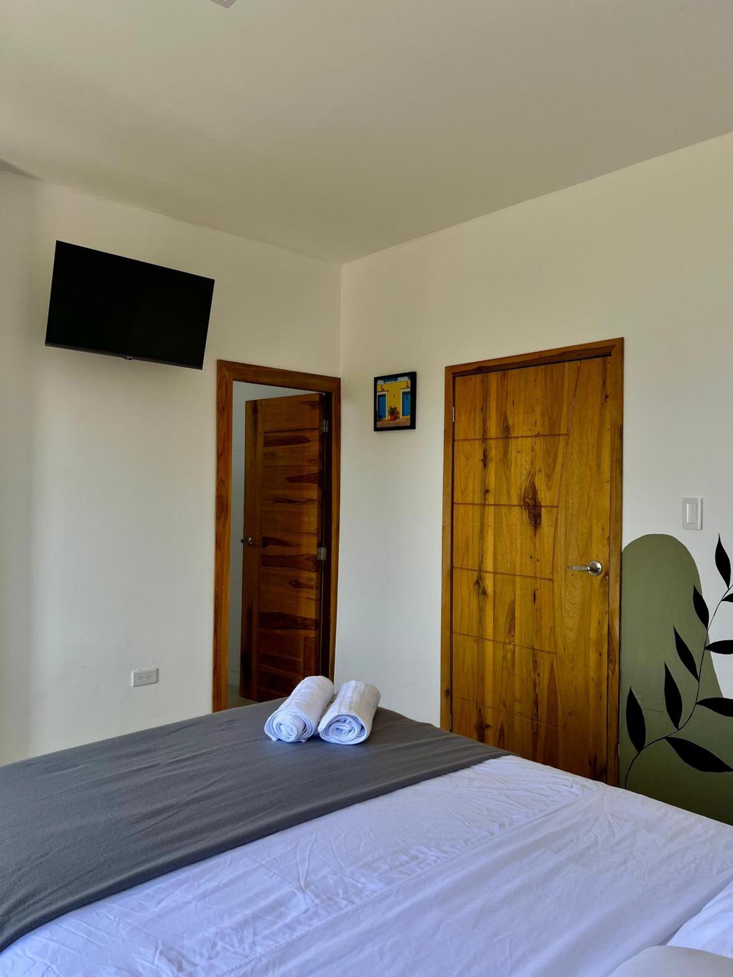 Ohana Beach Hotel Плайяс Экстерьер фото